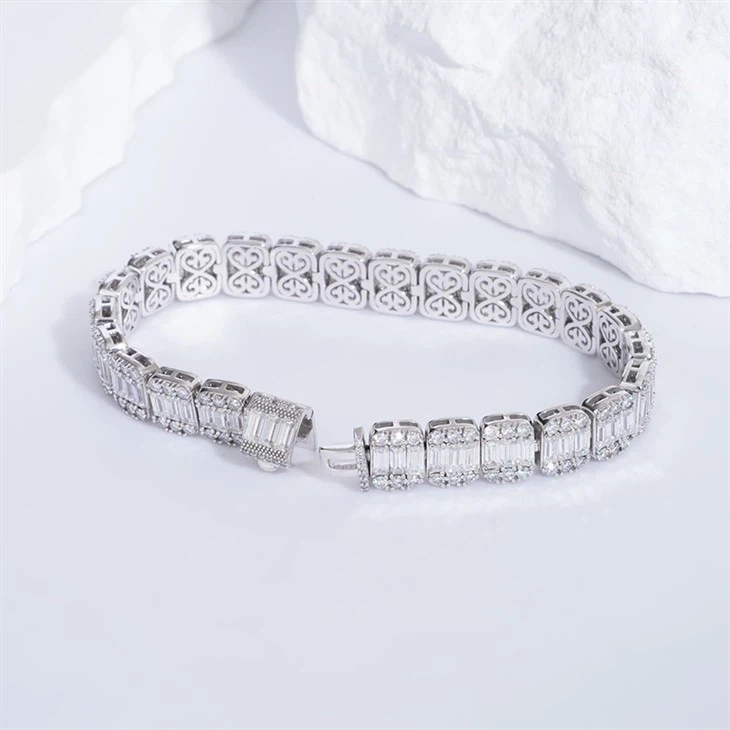 18K Gold Moissanite Diamond Tennis Bracelet