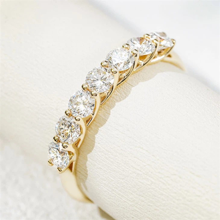Lab Grown Diamond Seven-princesses Half Entirety Ring