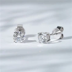 Lab Grown Diamond Stud Earrings